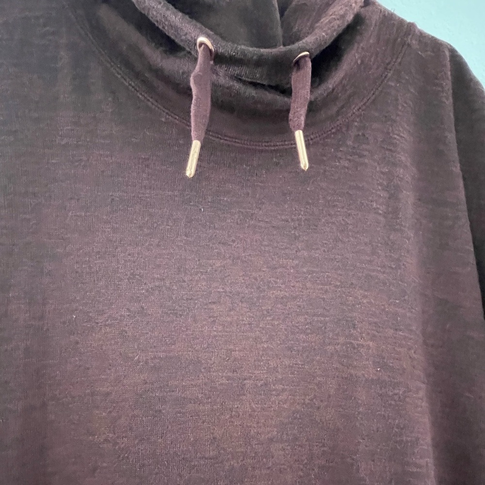 Women's Old Navy Active Cowl Neck Sweatshirt Pullover Light Purple Size Small - Picture 4 of 8